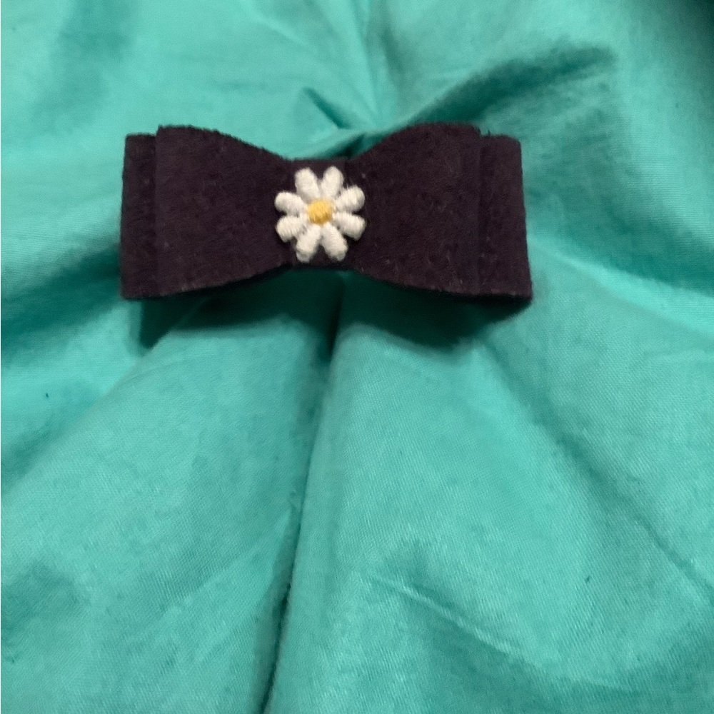 Hair bow